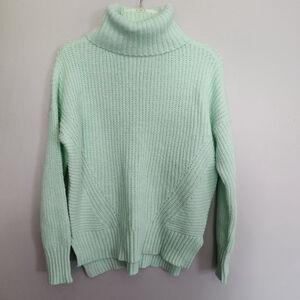 Women's SO Sweater Size S Green Knit Turtleneck